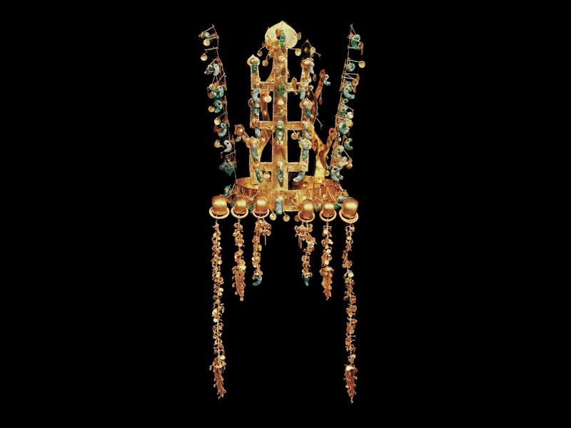 Gold and jade crown, Silla Kingdom (article)