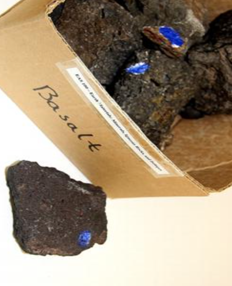 Solved Granite Rhyolite Gabbro Basalt Perido tite | Chegg.com