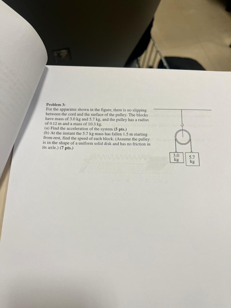 [Solved]: Problem 3: For the apparatus shown in the figure,