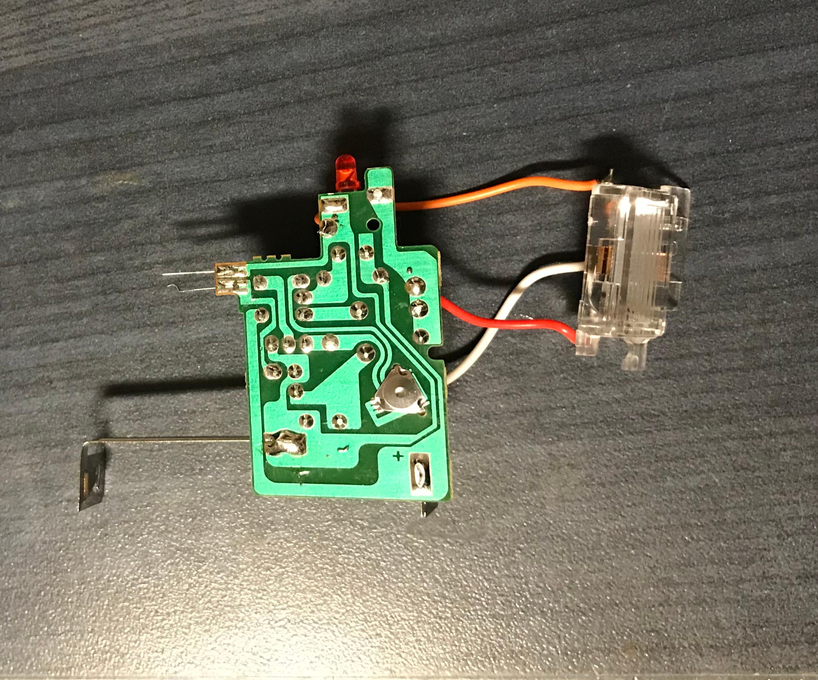 Solved Is this circuit in series or parallel and how do Circuit Diagram