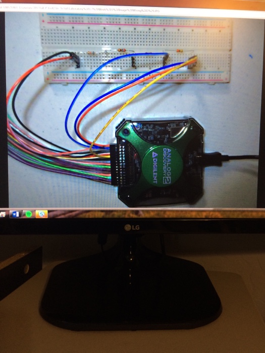 Solved Using Analog discovery and protype board wire the | Chegg.com