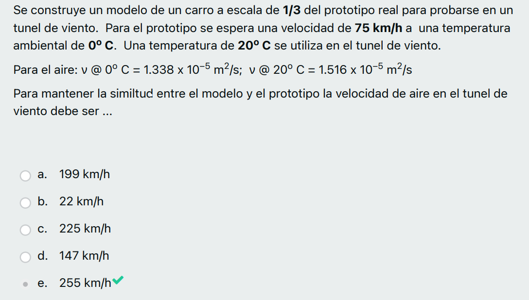 Se construye un modelo de un carro a escala de 1/3 del prototipo real para probarse en un tunel de viento. Para el prototipo