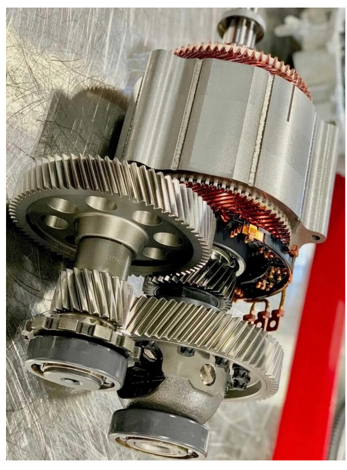 Solved What Type Of Gears Are Used In This Transmission? Try | Chegg.com