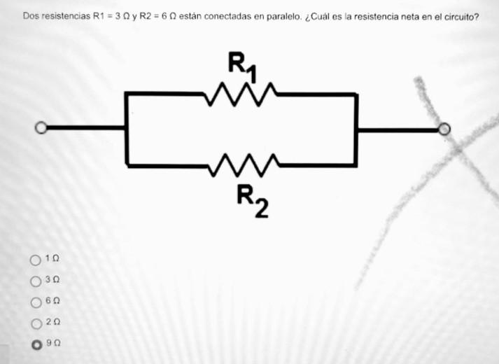 Dos resistencias \( R 1=3 \Omega \) y R2 \( =6 \Omega \) están conectadas en paralelo. ¿Cual es la resistencia neta en el cir