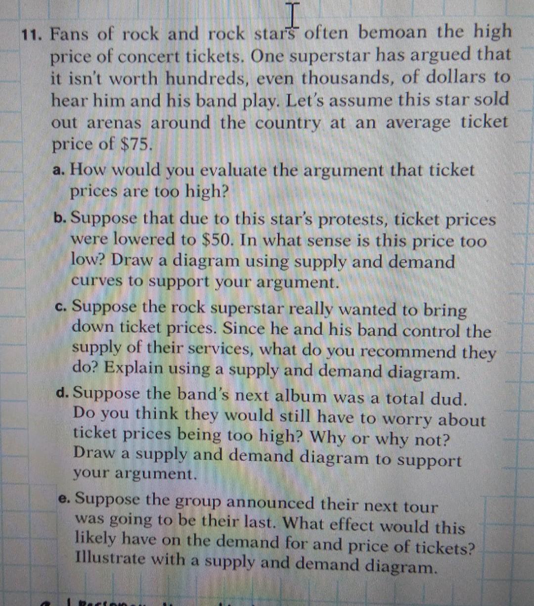 TicketIQ on X: Even with a 6.2% decrease in average price over the past 8  hours, #Eagles/#Patriots is shaping up to be the most expensive #SuperBowl  ticket of the decade. Current cheapest