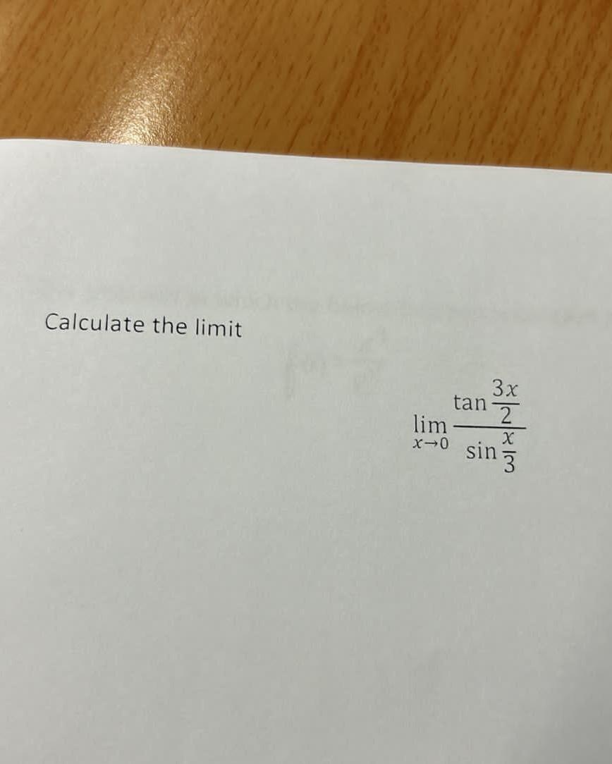 Calculate the limit \[ \lim _{x \rightarrow 0} \frac{\tan \frac{3 x}{2}}{\sin \frac{x}{3}} \]