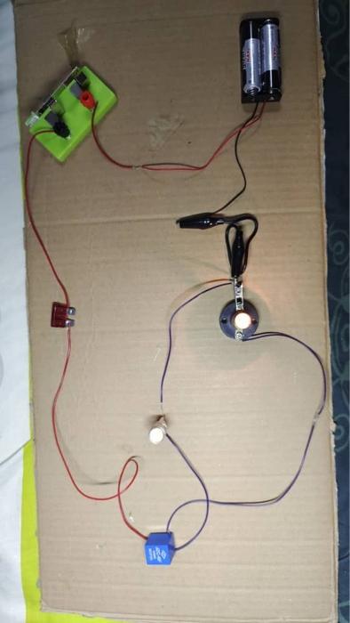 sketch a diagram using automotive symbol sketch with | Chegg.com