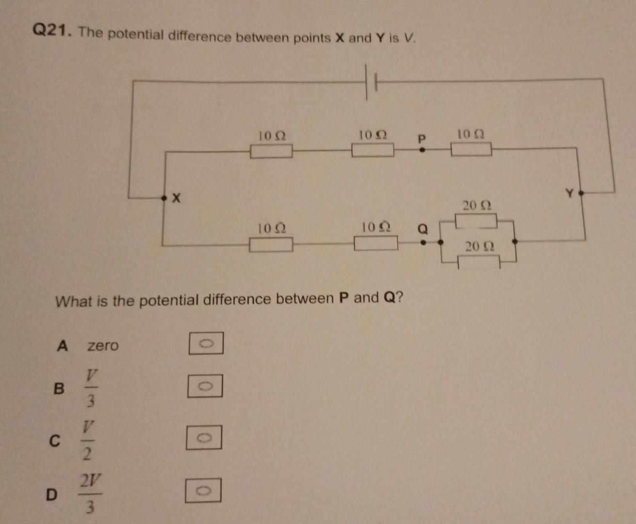 Solved Q21. The potential difference between points X and Y | Chegg.com
