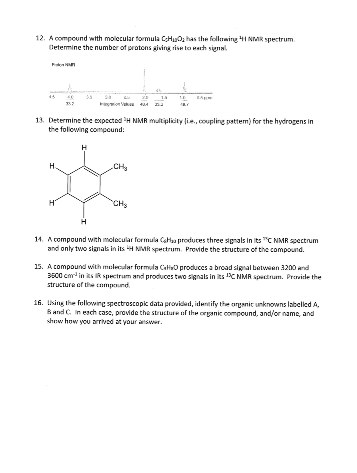 Solved A compound with molecular formula C5H10O2 ﻿has the | Chegg.com