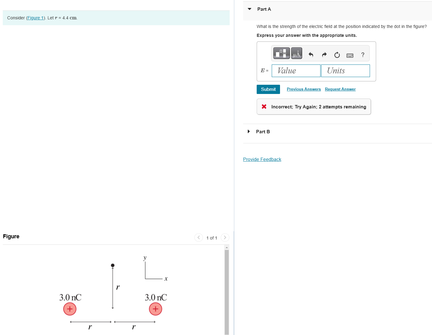 Solved What is the strength of the electric field at the | Chegg.com