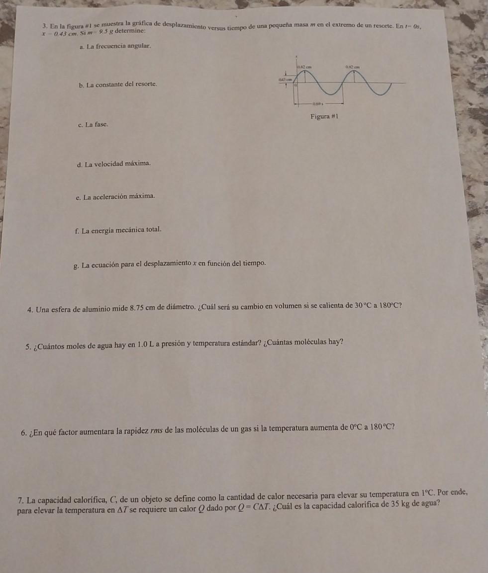 3. En la figura \( \| 1 \) se muestra la grafica de desplazamiento versus tiempo de una pequeña masa \( m \) en el extremo de