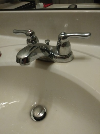 Solved How do I fix this leaky faucet? is it a cartridge I | Chegg.com