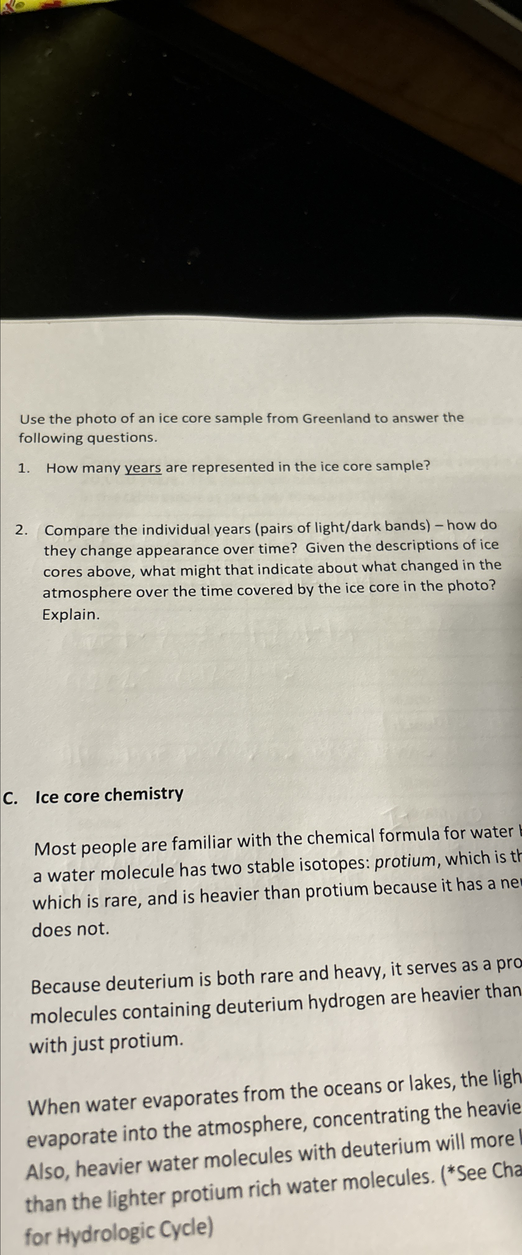 Solved Use the photo of an ice core sample from Greenland to | Chegg.com