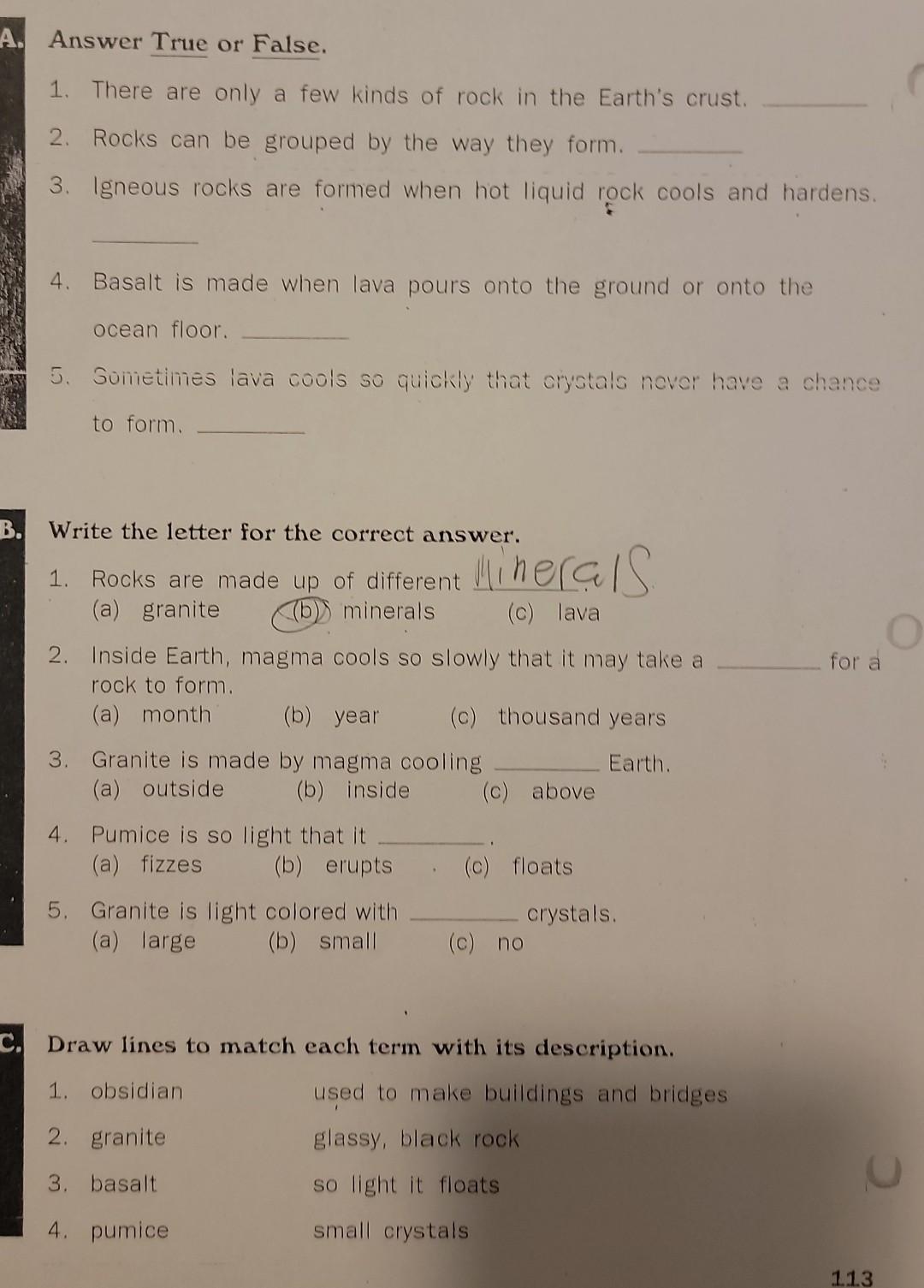 Solved Answer True or False. 1. There are only a few kinds | Chegg.com